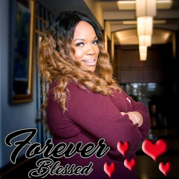 Meet your Posher, Saphire - Picture 2 of 2